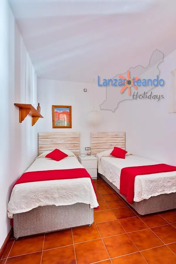 Vivienda Vacacional Los Molinos 6205 Firs Floor Apt Costa Teguise