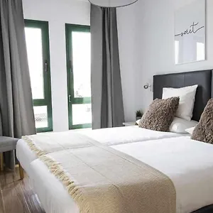  Apartamento Holyhome Premium 112